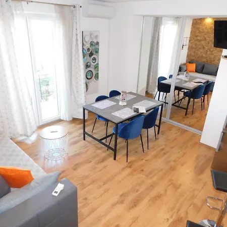 Jacky / Sea View Apartman