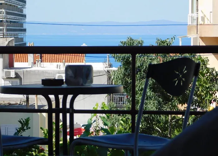 Jacky / Sea View Μακάρσκα