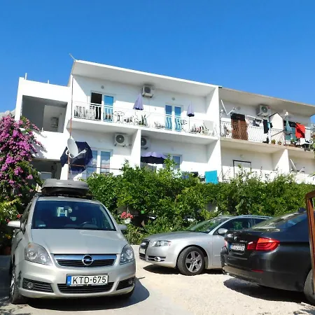 Jacky / Sea View Apartment