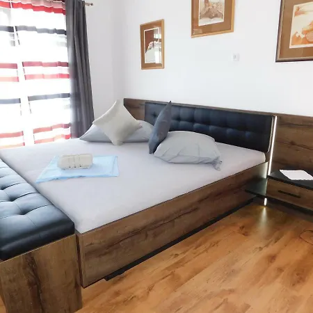 Jacky / Sea View * Makarska