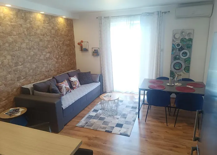 Apartman Jacky / Sea View *