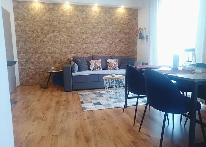 Jacky / Sea View * Makarska